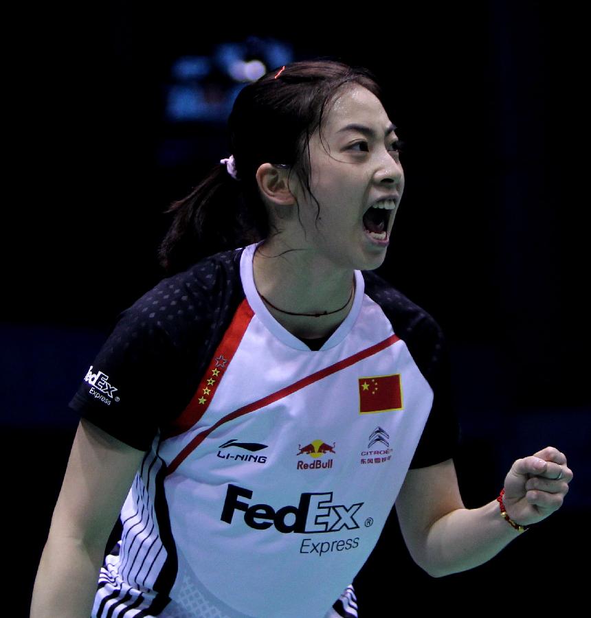 其他队员则 其他队员则